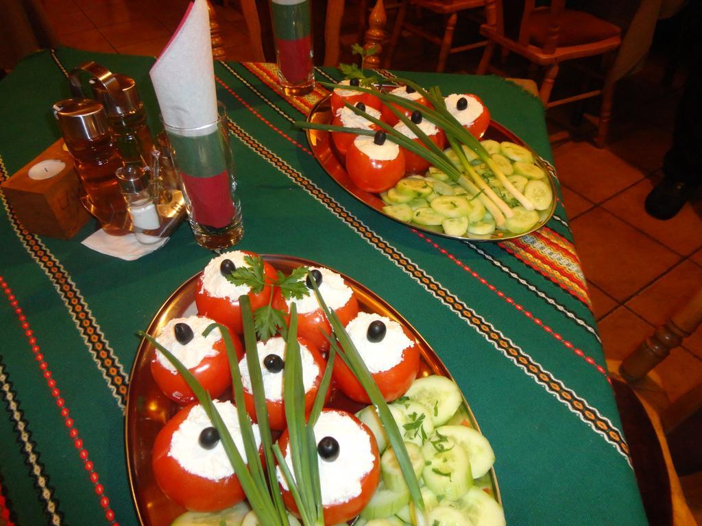 קופריבשטיצה Chuchura Family Hotel מראה חיצוני תמונה