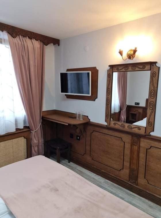 קופריבשטיצה Chuchura Family Hotel מראה חיצוני תמונה