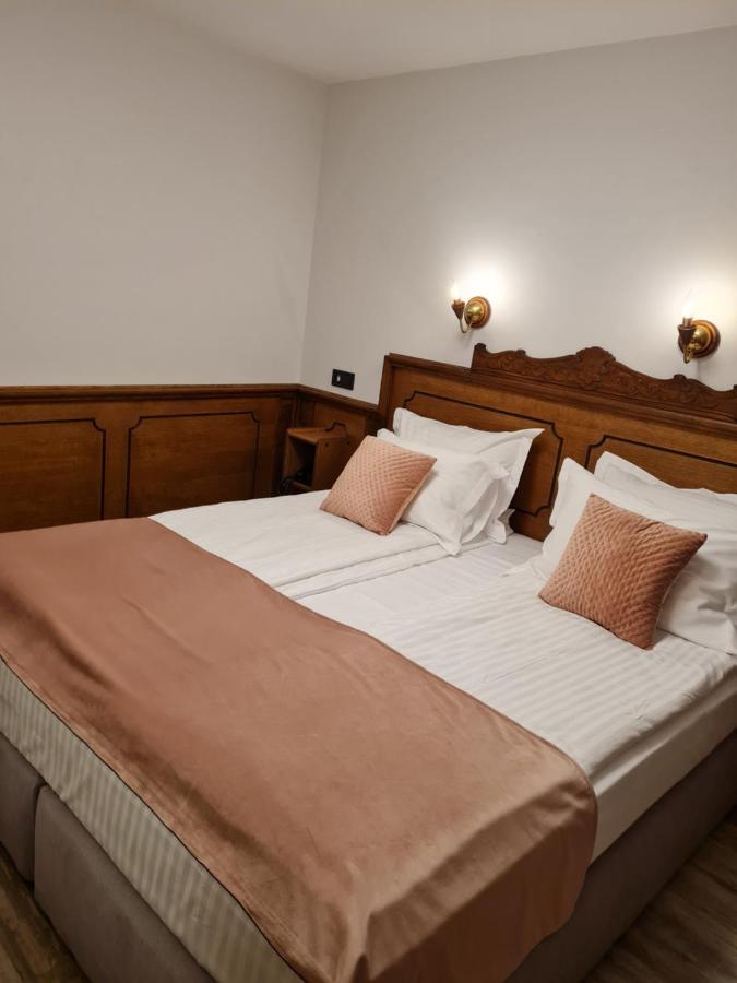 קופריבשטיצה Chuchura Family Hotel מראה חיצוני תמונה